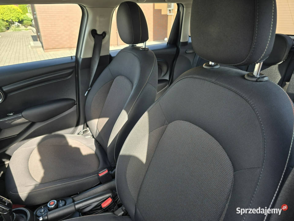 Mini Cooper Pięciodrzwiowy Automat Mały przebieg Nasiegniewo