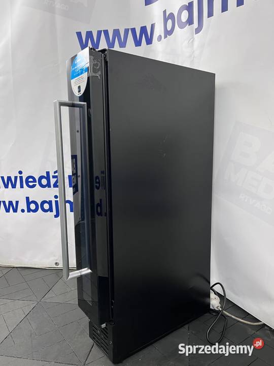 Chłodziarka do wina Candy CCVB 151 7 butelek mazowieckie Warszawa