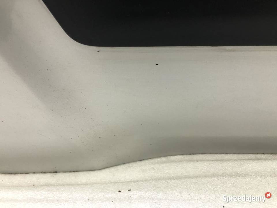 DRZWI PRAWY TYŁ JEEP GRAND CHEROKEE WK III