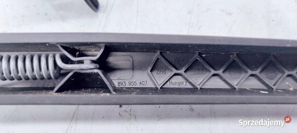 RAMIĘ WYCIERACZKI TYŁ AUDI A3 8V 8V3955407 Przystajń