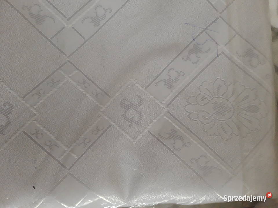 obrus plamoodporny na duży stół 160 x 300 biały