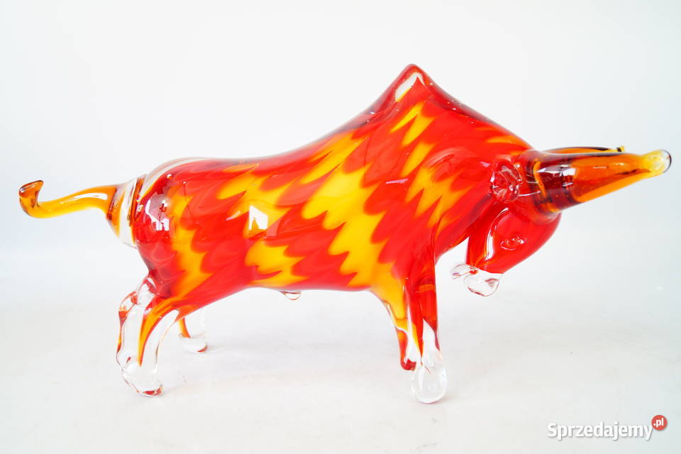 Byk z Wall Street szklana figura Murano style wielkopolskie Gizałki
