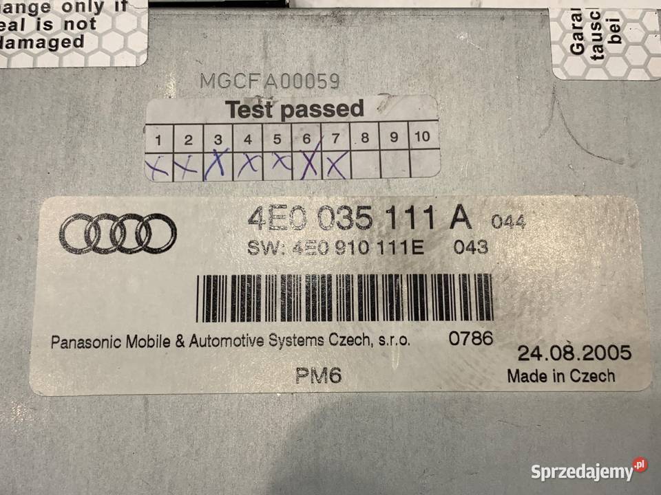 ZMIENIARKA CD AUDI A6 C6 0411 4E0035111A NAPĘD sprzedam