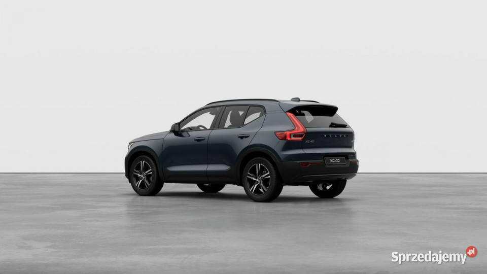 Volvo XC 40 Plus Dark B3 Mild Hybrid Benzyna Łódź