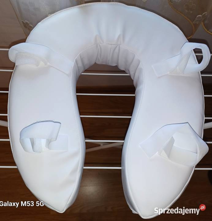 Nowe poduszki rechabilitacyjne z otworem Świdnica