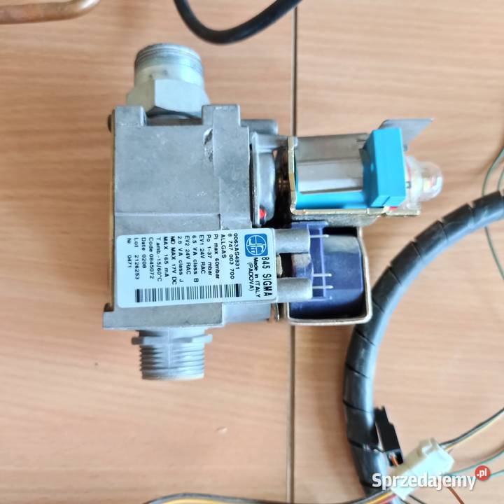 Junkers Eurostar ZWE 24 3MFK ZAWÓR GAZOWY Bosch Piece i kominki Pszczyna