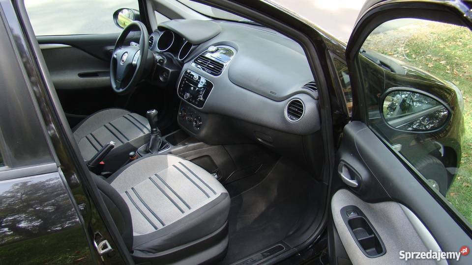 Fiat Punto Evo 2010 dynamiczne auto do miasta i