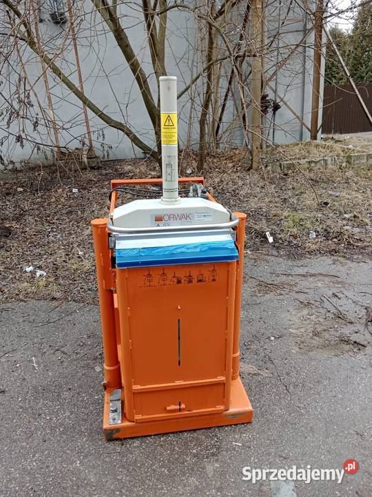 Belownica prasa do foli kartonu makulatury Drzewica