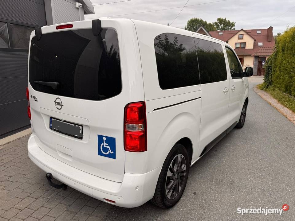 Opel Zafira life business VIP 7 os full diesel Gdańsk