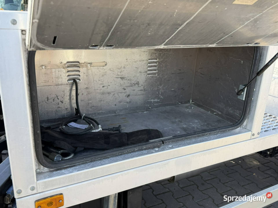 Nissan Cabstar Podnośnik Koszowy 20m CTE 201 PRO wspomaganie kierownicy świętokrzyskie Widełki sprzedam