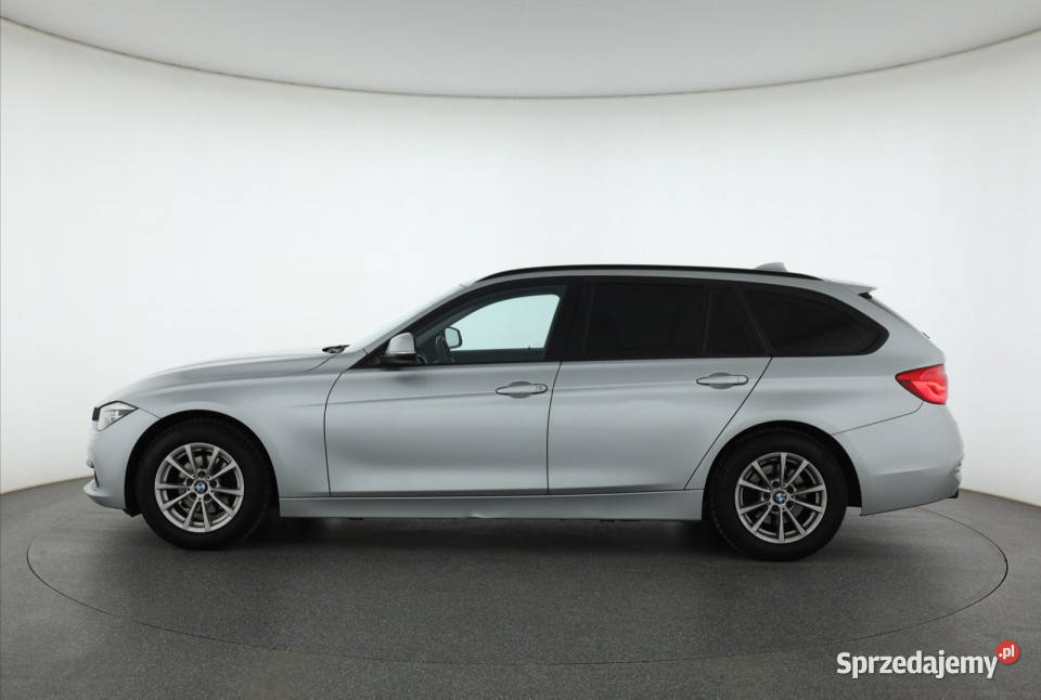 BMW 3 318 i klimatyzacja Piaseczno