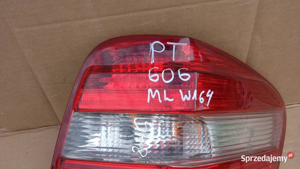 MERCEDES ML W164 SUV LAMPA TYŁ PRAWA Światła stop Światła stop