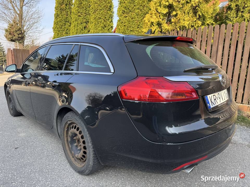 Opel Insignia Sports Tourer 20 CDTI manualna Opel