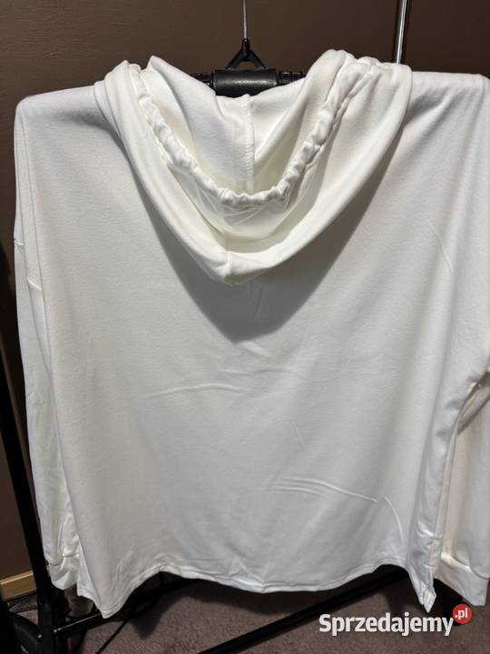 Bluzka damska z kapturem w biało kremowym małopolskie Nowy Sącz