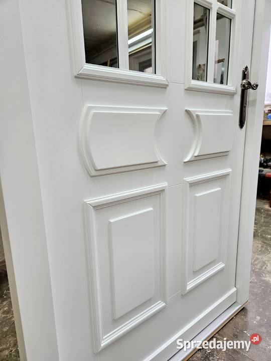 Drzwi DŁUGOSZ zewnętrzne retro RAL9016 białe Żory