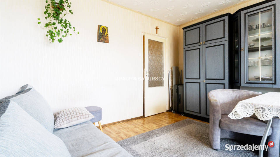 sprzedaży mieszkania 48m2 3 pokoje Kraków Os własność sprzedam
