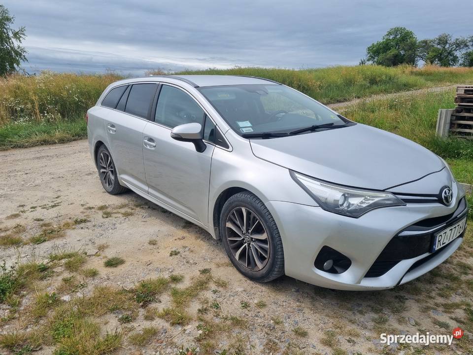 Toyota Avensis Kombi 20 d4d Salon Polska elektryczne lusterka Giedlarowa