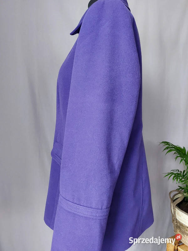Fioletowy płaszcz damski jednorzędowy krótki z łódzkie Złoczew sprzedam