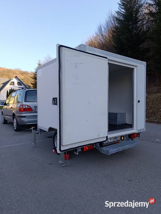 Wynajmę Chłodnię Przyczepa Chłodnicza Wynajem Chłodnie izotermy Laskowa