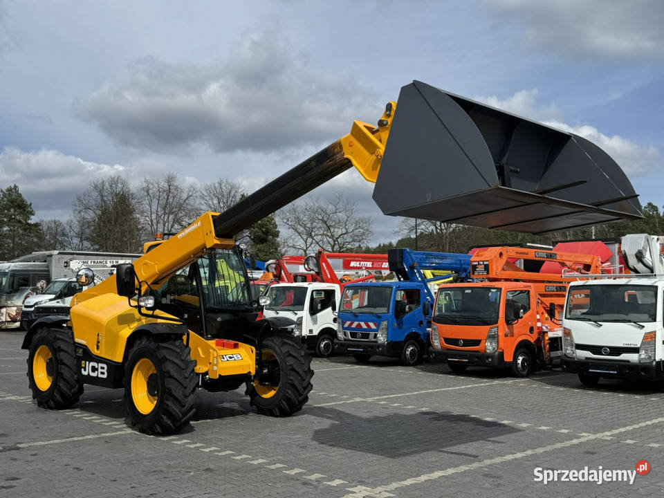 średnia kołowa JCB 53170 Stage V Klimatyzacja Maszyny budowlane świętokrzyskie Widełki