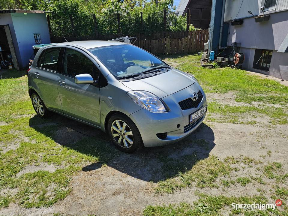 Toyota yaris 14d 2006r Emilia