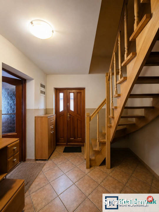 Dom wolnostojący do sprzedania 120m2 Ustrzyki Ustrzyki Dolne