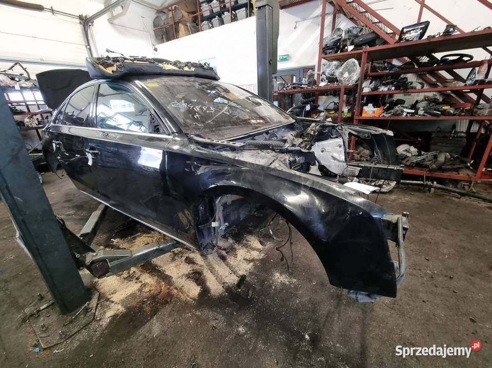 ĆWIARTKA PRAWA PRZÓD AUDI A8 D4 LZ9Y