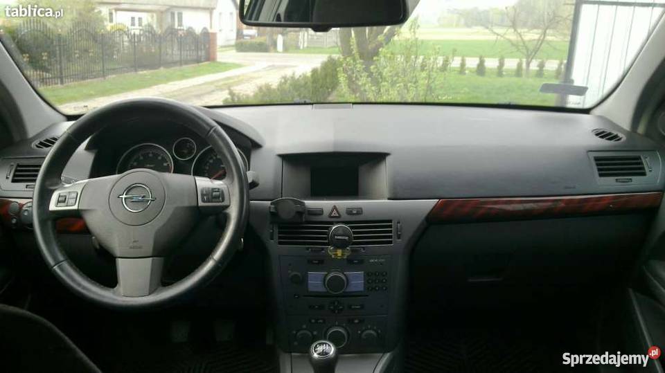 Opel Astra III Elegance 16 benzyna 105 155000km