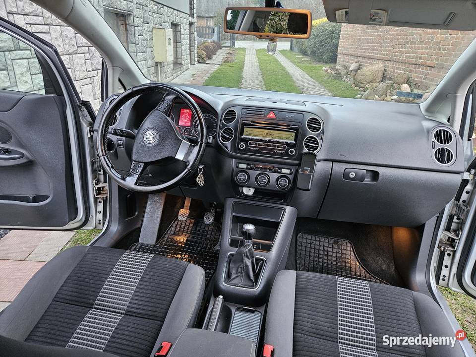 Volkswagen GOLF 5 V Plus 19 TDI 105 2008r