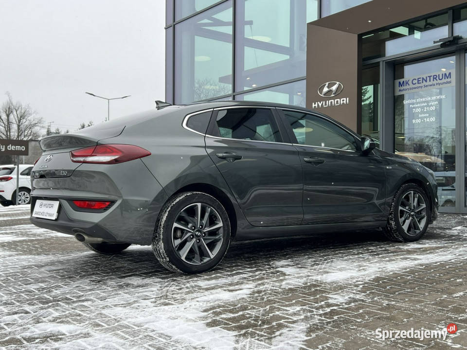 Hyundai i30 I30 FASTBACK 15 TGDI Smart 48v AT światła LED Piotrków Trybunalski