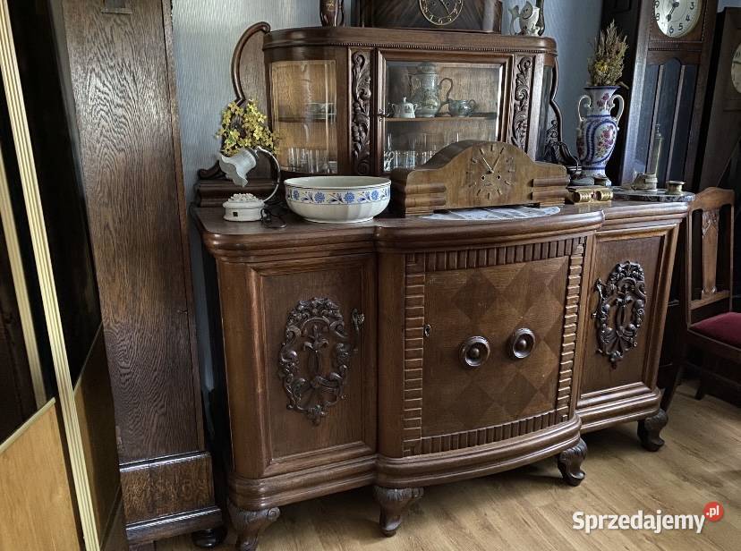 Kredens dębowy renowacji Nowy Tomyśl