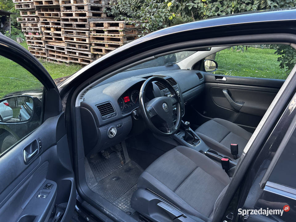 Volkswagen Golf V 19 TDI 90 157k przebieg radio świętokrzyskie Kielce sprzedam