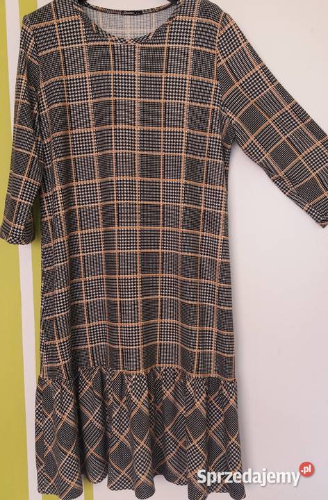 L Przemiła nowa sukienka z falbanką Butik Gliwice