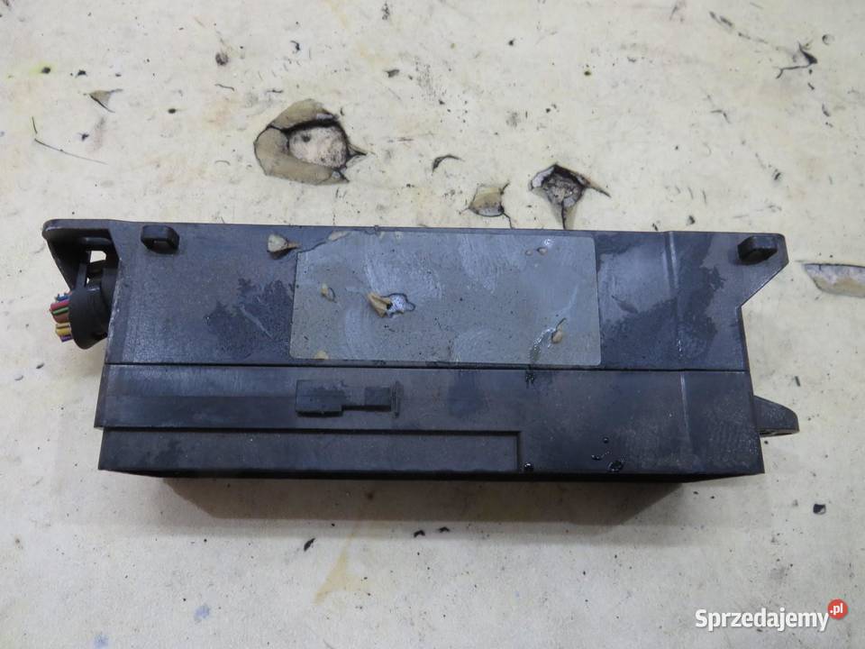 OBUDOWA SKRZYNKA BEZPIECZNIKÓW FORD KUGA MK2