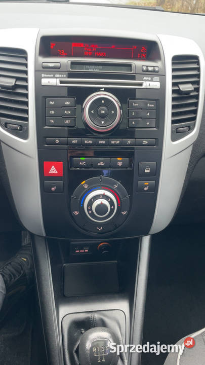 Śliczna Kia Venga 14 benzyna 90 z Niemiec Niski 1400cm3 Tomaszów Mazowiecki