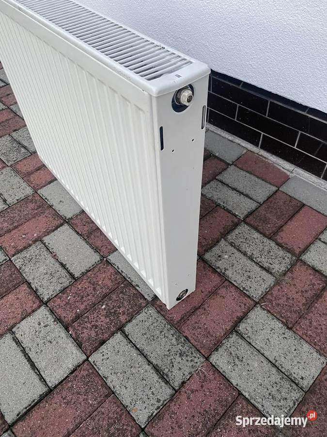 grzejnik kaloryfer firmy Buderus 2 opolskie Strzelce Opolskie