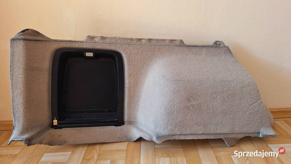 Boczek bagażnika Lewy SAAB 95 KOMBI Tapicerki samochodowe