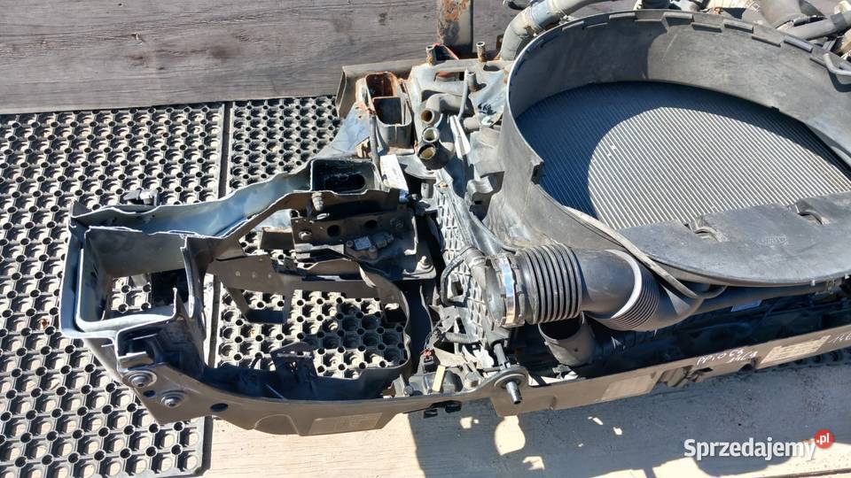RANGE ROVER SPORT L320 LIFT 30D PAS PRZEDNI osobowe Zbierkowo sprzedam