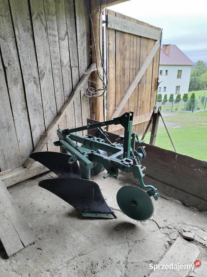Pług dwu skibowy Chomranice