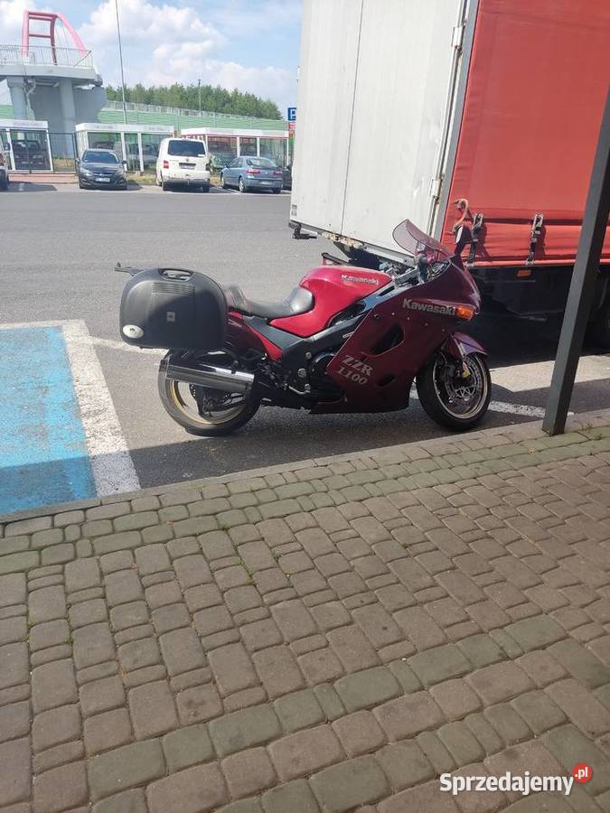 Szybki Turystyk Kawasaki ZZR 1100 Antonina