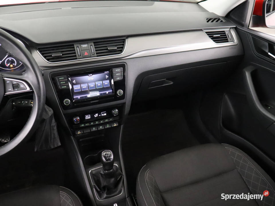 Skoda Rapid 10 TSI isofix Bielany Wrocławskie