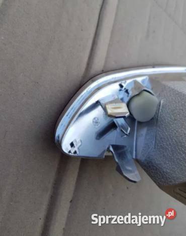 Lampa przeciwmgielna prawa FORD FIESTA MK8 Częstochowa