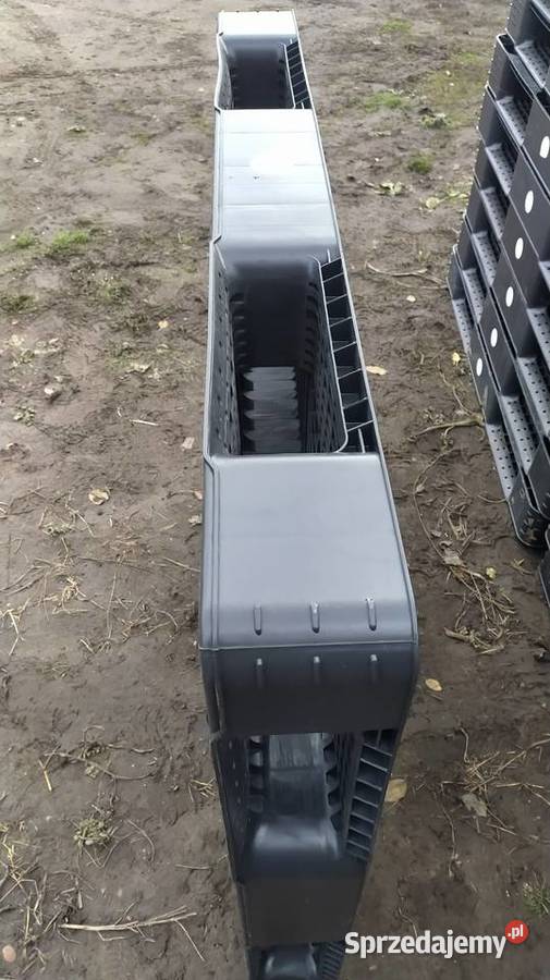 Palety plastikowe 130x110x13 Przeworsk