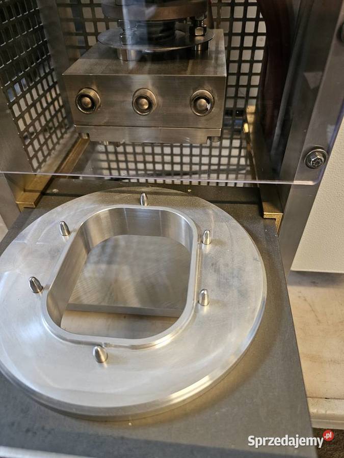 PakowarkaZgrzewarka do tacek GRUNWALD 2023r kujawsko-pomorskie Toruń