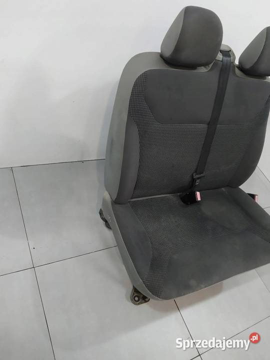 FOTELE KANAPA DWÓJKA PASAŻERA A TRAFIC II Opel