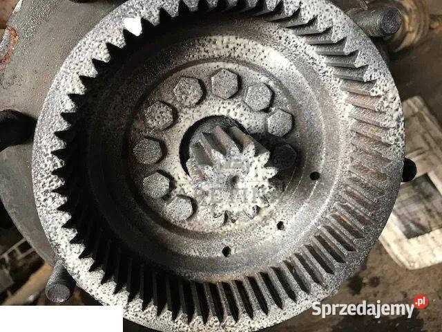 VALTRA 900 Zwolnica Jastrzębniki