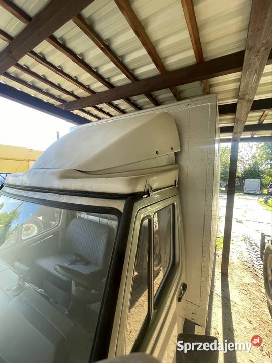 Mercedes T1 410D koniowoz do przewozu koni Lubin