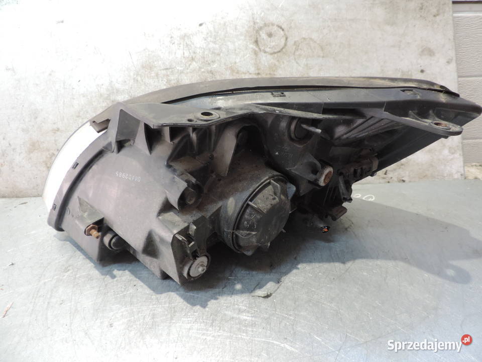 KIA RIO II 0509r LAMPA PRAWY PRZÓD REFLEKTOR Nowy Sącz sprzedam