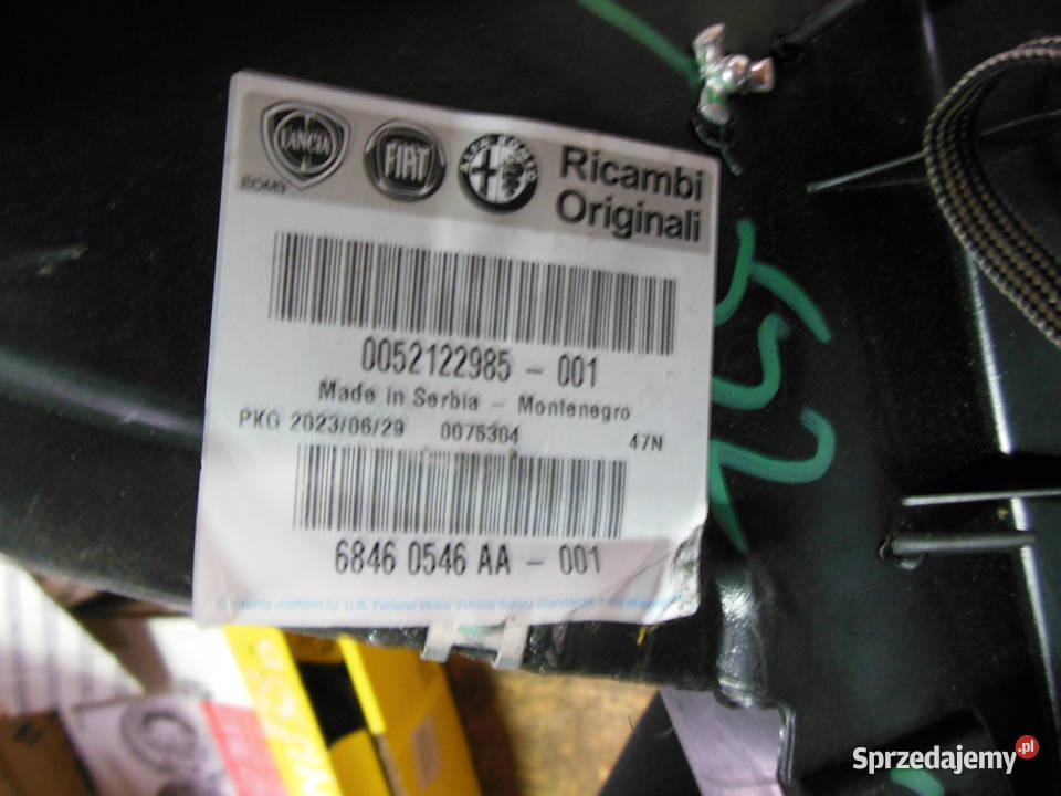 Nadkole przednie lewe Fiat 500L OE 51886038 osobowe Kozy