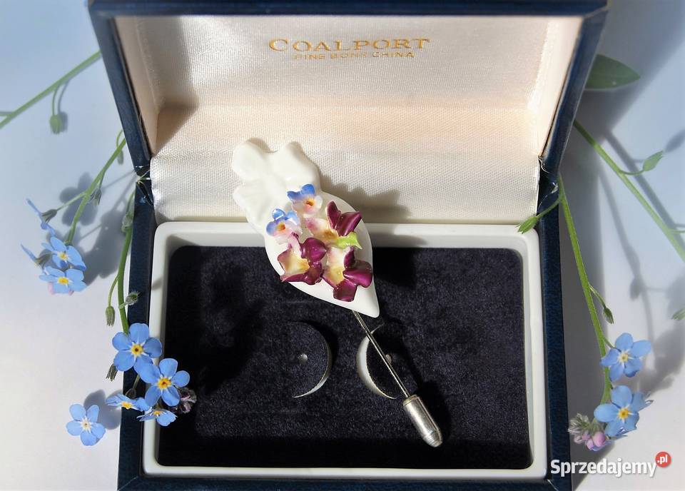 Porcelanowa broszka Coalport kwiaty fiołki lubelskie